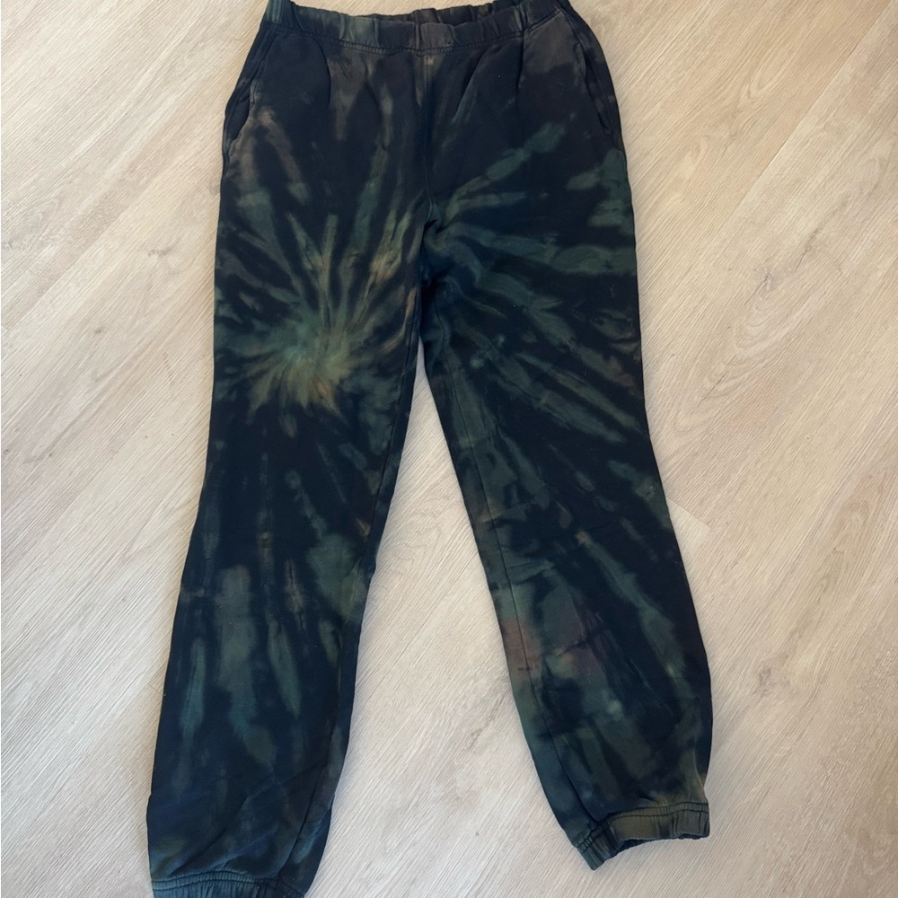 Cotton Citizen Tie-Dye Joggers - Black and earthy Green